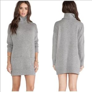 Josi sweater dress, with pockets.